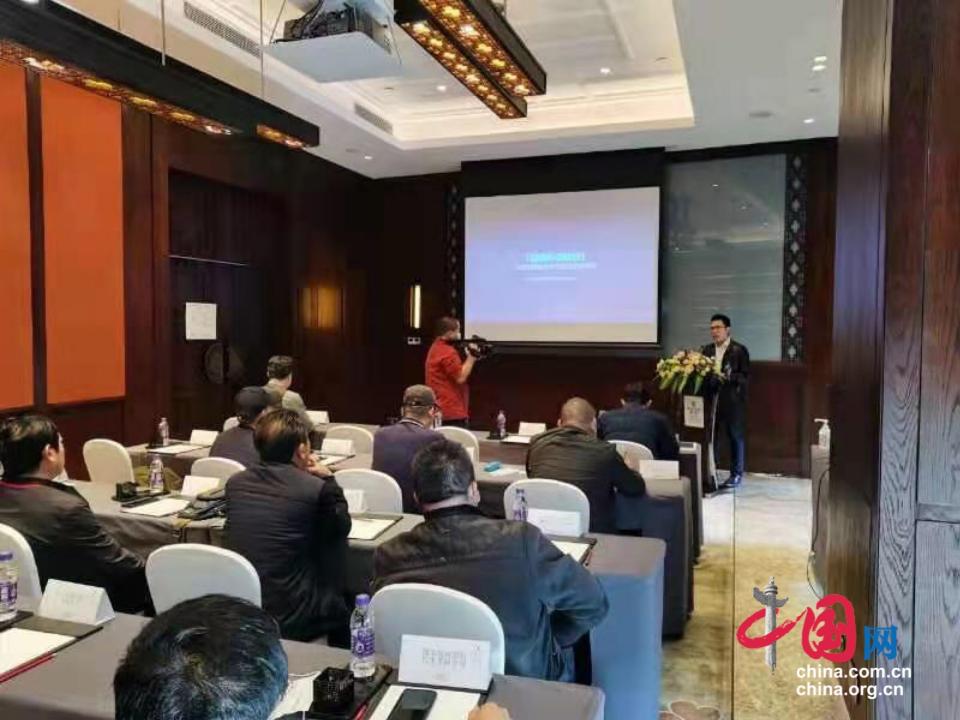 嘀嗒出行與海口市出租車協(xié)會(huì)一起 助力出租車行業(yè)數(shù)字轉(zhuǎn)型升級(jí)