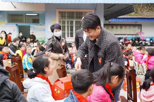 辛巴辛有志沉默3個多月后，首談對直播電商行業(yè)的重新理解和思考