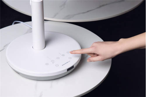 SoleusAir舒樂氏3D季風(fēng)空氣循環(huán)扇：全面空氣循環(huán)，更自然的通風(fēng)換氣
