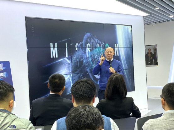 共創(chuàng)云時(shí)代 星環(huán)科技與英特爾、中化信息共話行業(yè)發(fā)展