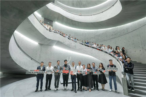 大自然地板成功舉辦品牌嘉年華，2021淡色輕染新品正式發(fā)布