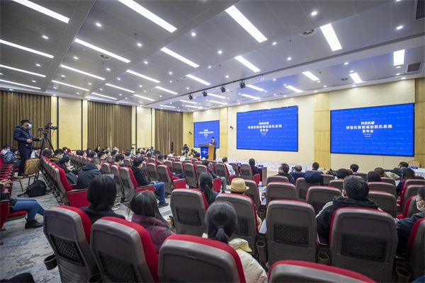 中國醫(yī)科大學(xué)附屬盛京醫(yī)院科技抗疫再添新舉措 攜手東軟漢楓發(fā)布呼吸機智能輔助脫機系統(tǒng)
