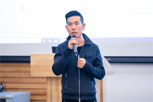 助力培養(yǎng)頂尖設計菁英 網龍《設計方法論》走進央美