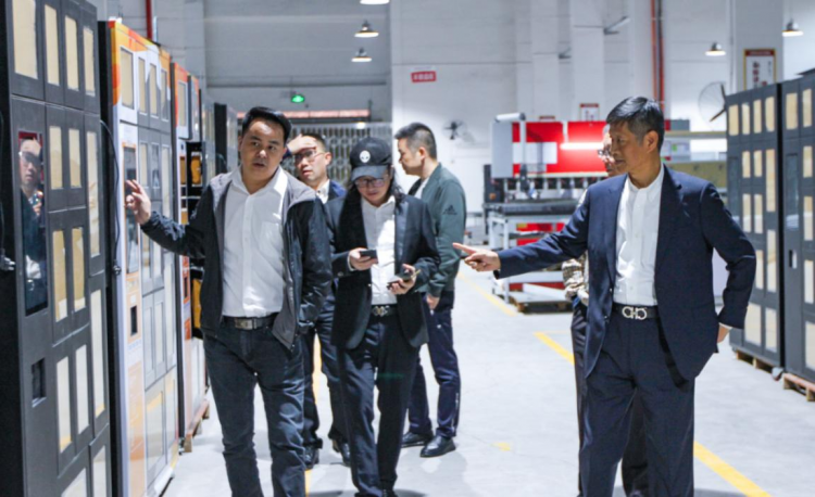 硬實(shí)力！巨米智能助力臺(tái)灣乾隆國(guó)際 建立24小時(shí)智慧藥房