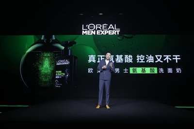 羅永浩進(jìn)軍美妝界？洗把臉，交個(gè)朋友