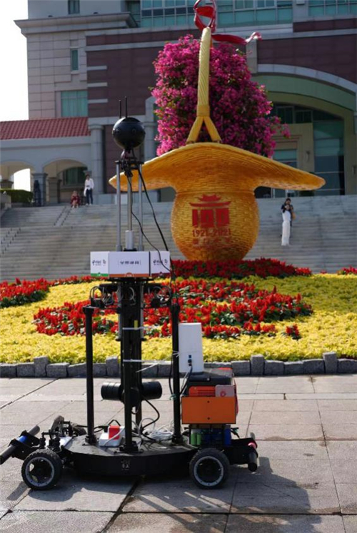廈門電信攜手華為利用5G超級上行技術，助力廈門大學8K+VR直播百年校慶