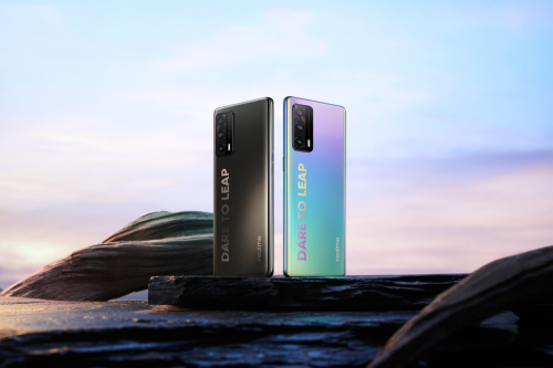 天空之城夢(mèng)幻配色，realme首款曲面屏X7 Pro至尊版登場(chǎng)
