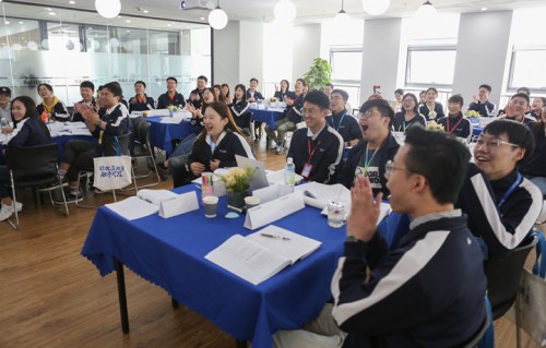 補位家庭教育，作業(yè)幫開啟輔導老師家庭陪伴之旅