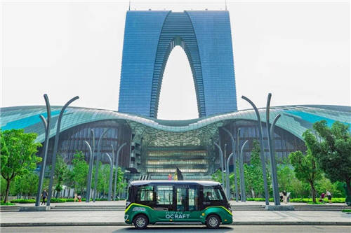 立足真實(shí)場(chǎng)景商業(yè)化運(yùn)營！金旅星辰自動(dòng)駕駛小巴閃耀上海車展