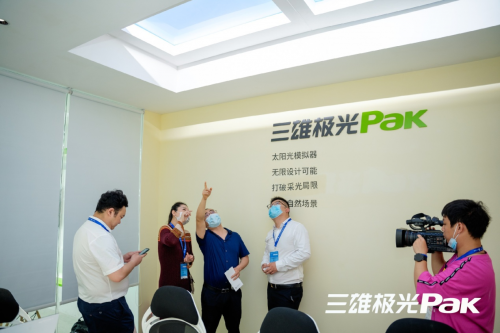三雄極光用光健康點亮校園 將陽光搬進室內！