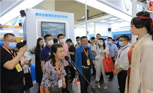 中國(guó)教育裝備展在廈門舉辦 網(wǎng)龍實(shí)力演繹未來教育圖景