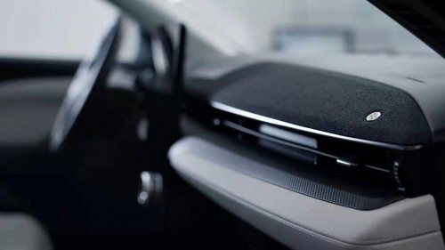 福特電馬PK特斯拉Model Y，談?wù)勱P(guān)于電動車的那些事兒