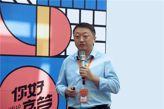 共話“未來(lái)·零售·新中間”，上海百秋11周年“無(wú)·間”道系列論壇啟動(dòng)！