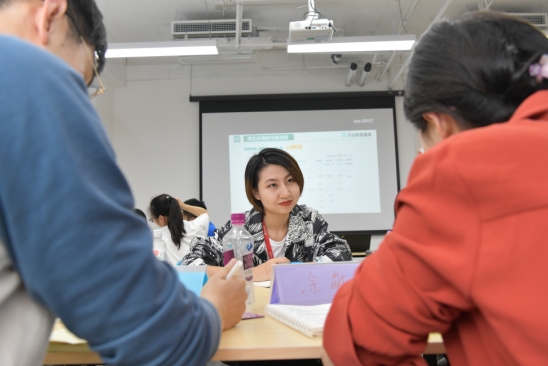 新職業(yè)故事：作業(yè)幫三個(gè)95后輔導(dǎo)老師在成都