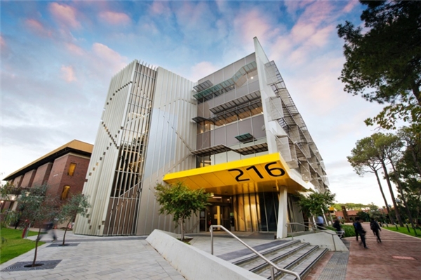 澳洲科廷大學(xué)，為你打開廣闊的就業(yè)前景！