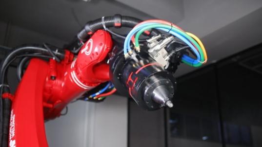 萬洲焊接發(fā)布全新H系攪拌摩擦焊機(jī)器人工作站