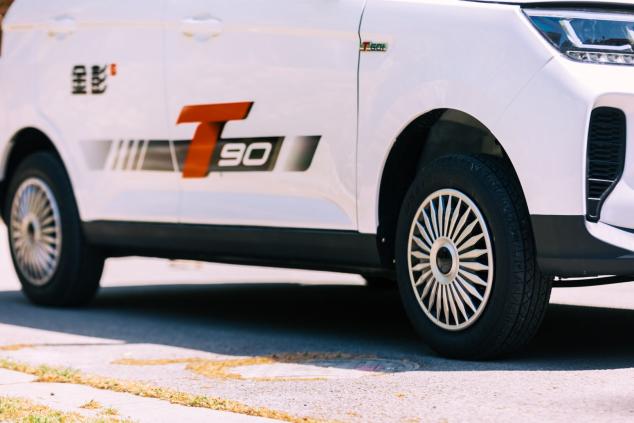 2021新款代步車翹楚金彭T90，憑實力跑的遠