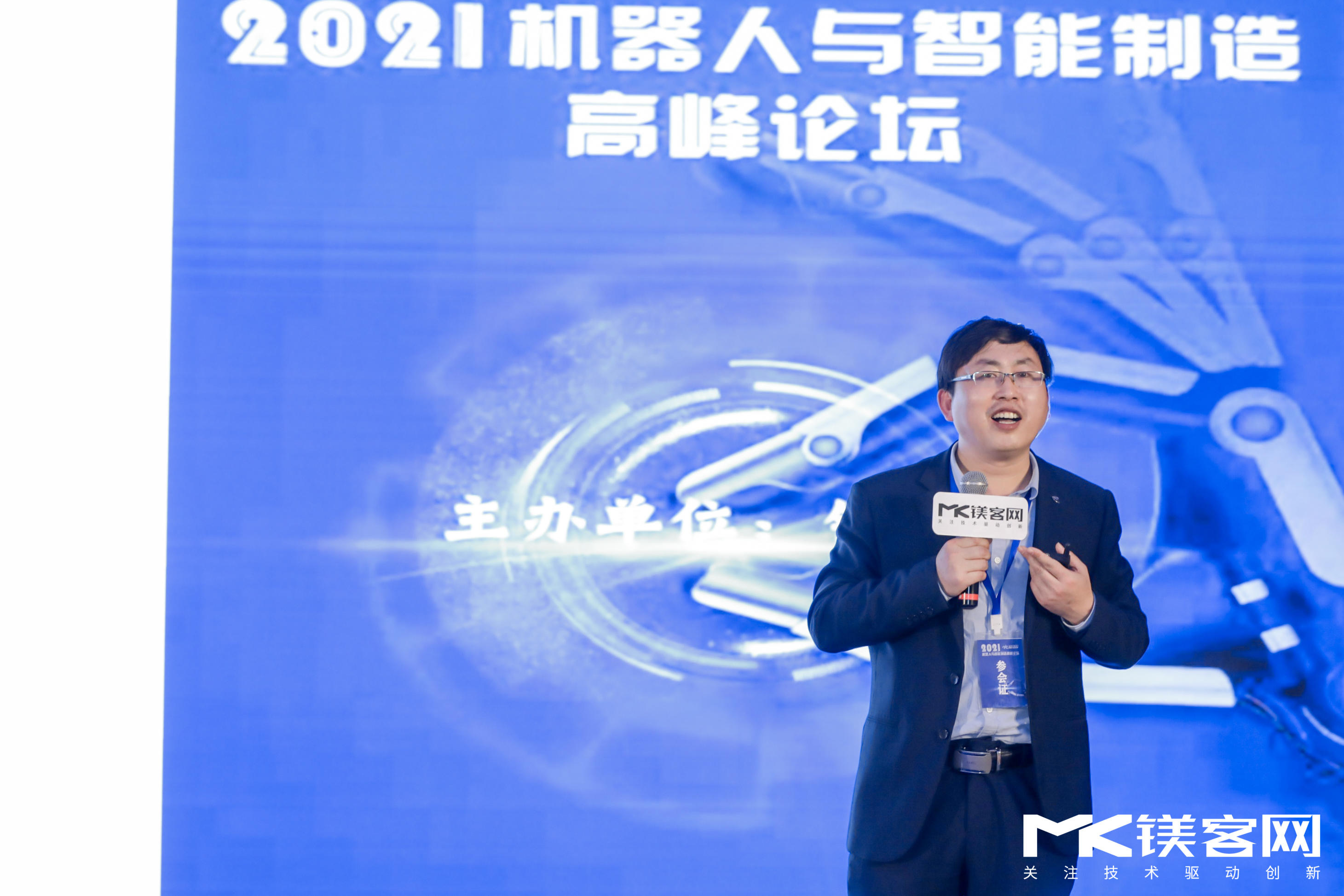 關(guān)于機(jī)器人與智能制造的“新思考”，都在M-TECH 2021機(jī)器人與智能制造高峰論壇上