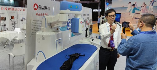 金山科技眾多新品亮相 西洽會 全自動膠囊機(jī)器人獲歐盟CE認(rèn)證