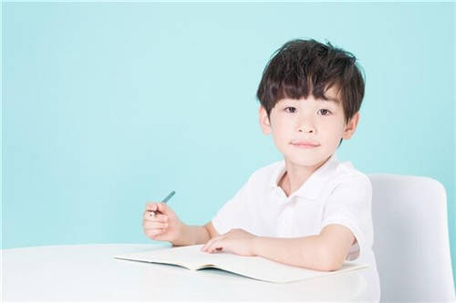小朋友免疫力低下該如何提高？蛋白粉的作用是什么？