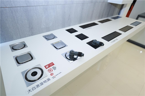 猝不及防，廈門大白暖了上海廚衛(wèi)展！