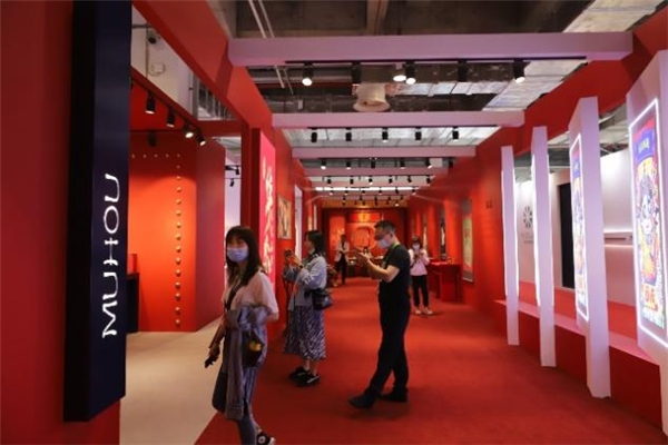 華系目后眼鏡亮相上海展，力推民族品牌進(jìn)程