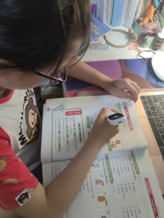 幼升銜接班全停了，家長可用詞典筆幫助孩子學(xué)拼音和漢字