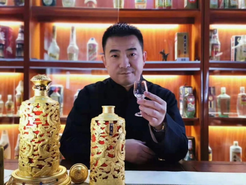 月銷百萬，看微拍堂商家的詩酒人生
