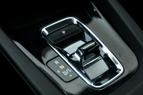 15萬左右的緊湊型車 14代日產(chǎn)軒逸 VS斯柯達明銳pro，結(jié)果如何？