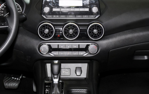 15萬左右的緊湊型車 14代日產(chǎn)軒逸 VS斯柯達明銳pro，結(jié)果如何？