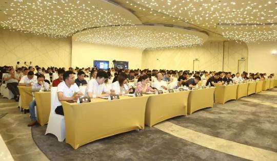 大屏就用艾比森！2021艾比森會(huì)議屏營(yíng)銷會(huì)上海站火熱開啟！