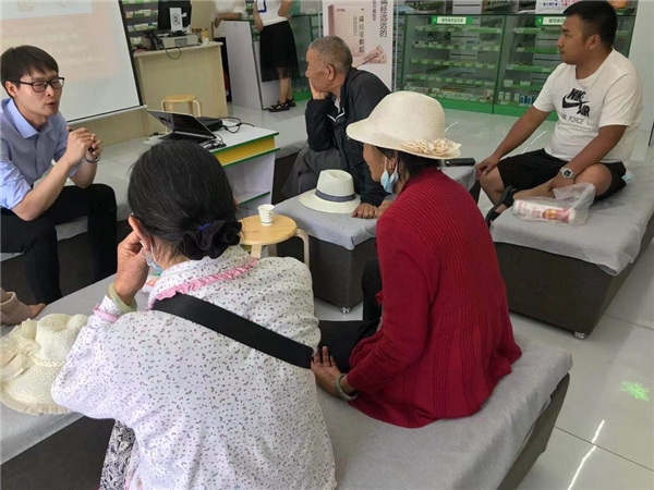 仲景宛西制藥攜手漱玉平民大藥房、第一藥店歡樂“快閃”度周末