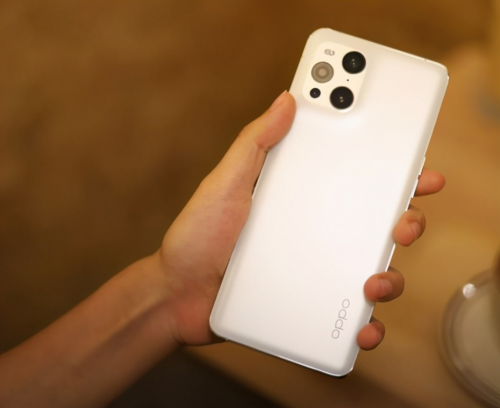 畢業(yè)生購機(jī)的不二之選！OPPO Find X3 Pro這四攝有點(diǎn)東西