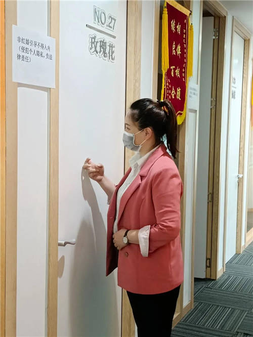 百合網(wǎng)一對一：紅娘是筑起兩個陌生人幸福的橋梁，“會說話”是最基礎(chǔ)的職業(yè)技能”