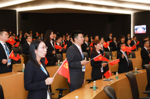 黨建就是生產(chǎn)力！張近東：蘇寧將進一步強化做社會化企業(yè)的定位