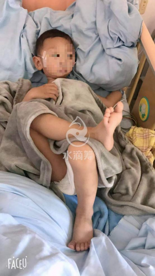 3歲寶寶飽受病痛折磨，父親難籌醫(yī)療費(fèi)，無奈求助水滴籌