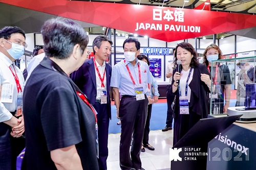 DIC 2021 顯示技術及應用創(chuàng)新展在滬啟幕！DIC AWARD獎項揭曉，這些顯示企業(yè)摘得桂冠！