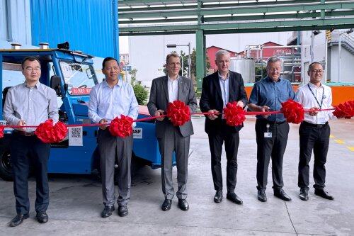 馭勢科技無人駕駛物流車率先駛入巴斯夫浦東基地
