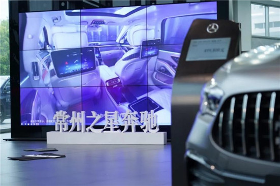 易車專訪范建?。嚎蛻粜枰该骰南M(fèi)體驗(yàn)