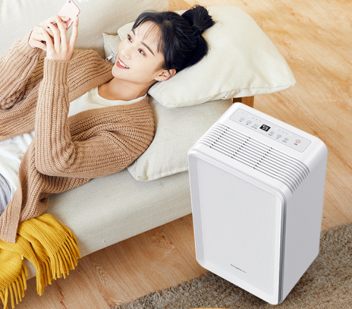 用了HUAWEI HiLink生態(tài)產(chǎn)品，歐井除濕機除濕順暢多了