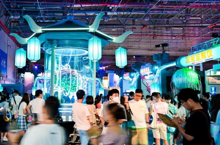 直擊2021淘寶造物節(jié)現(xiàn)場，硬核黑科技可思美電激光生發(fā)儀來啦！