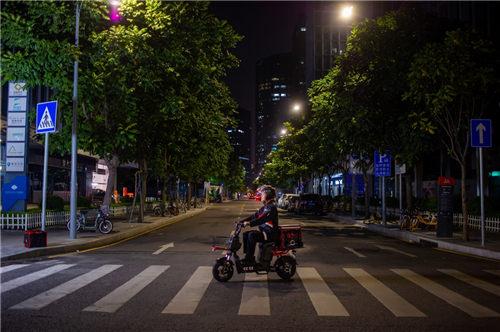 繁榮城市夜經(jīng)濟，如何打通“最后一公里”？