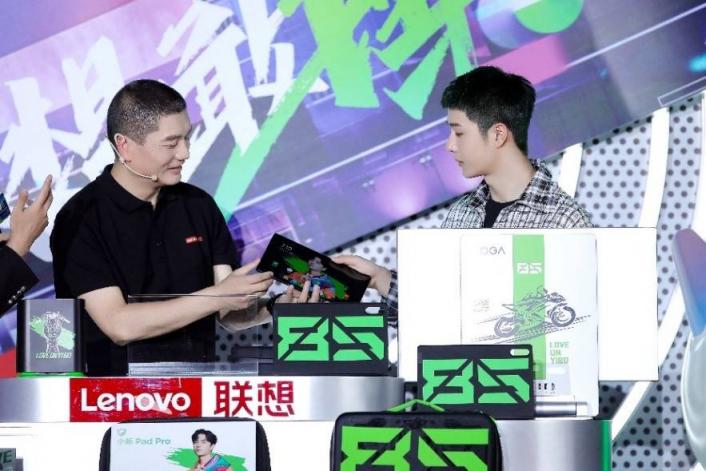 聯(lián)想×王一博定制版線下門店開售在即，王一博同款等你帶回家！