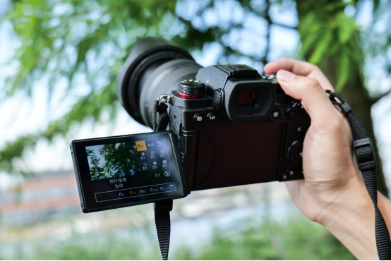 「進(jìn)可攻退可守」的色彩表現(xiàn)，松下LUMIX S5拍照實(shí)測(cè)