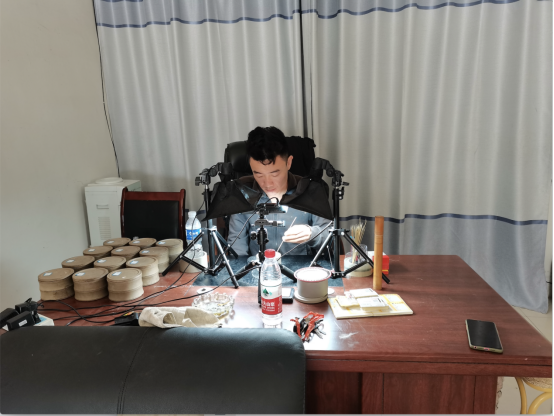 年銷200萬，他在微拍堂“蛐蛐”的致富密碼!