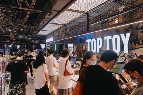 11店同開(kāi)、一季開(kāi)店近三十，TOP TOY如何成為弄“潮”兒？