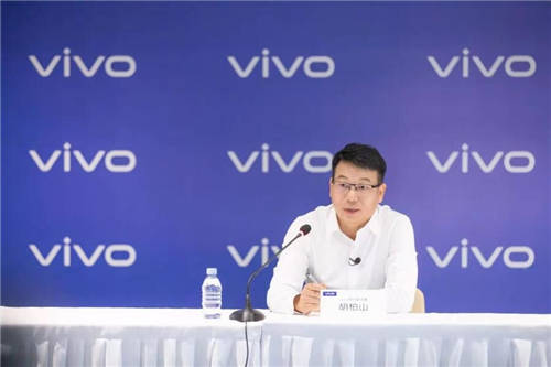 vivo執(zhí)行副總裁胡柏山：V1是自研影像芯片，將由X70系列首發(fā)