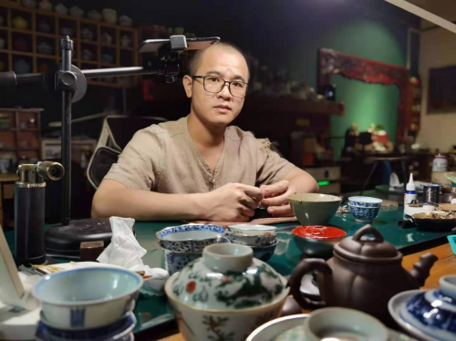 助力非遺傳承 鋸瓷匠人微拍堂開店年入百萬(wàn)