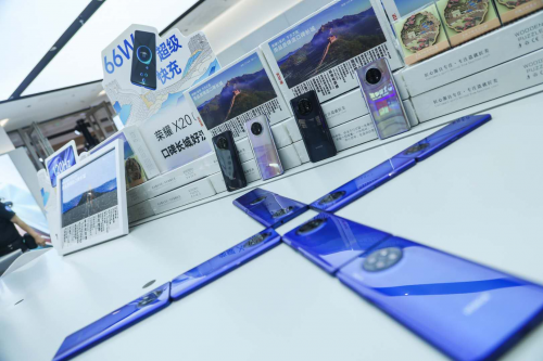 粉絲比拼再現(xiàn)口碑長(zhǎng)城 榮耀X20新機(jī)品鑒會(huì)完美落幕
