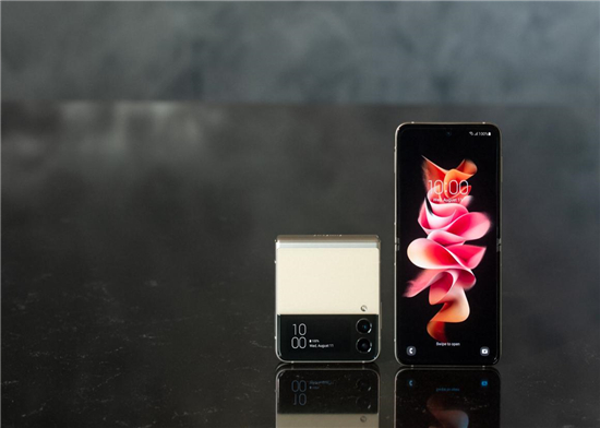 尖端科技+潮流外觀：三星Galaxy Z Flip3 5G帶來全新體驗(yàn)